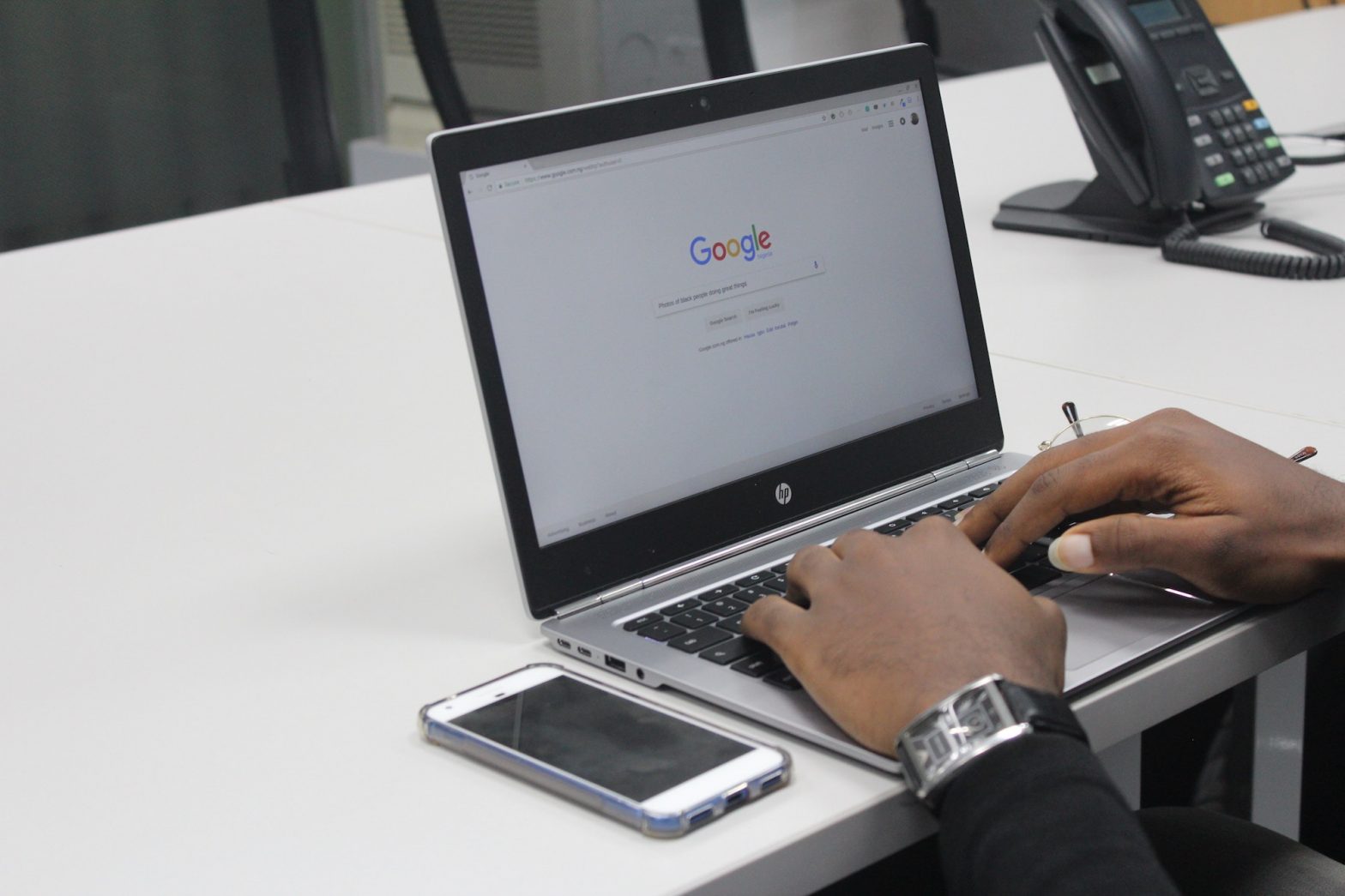 Google search on HP laptop